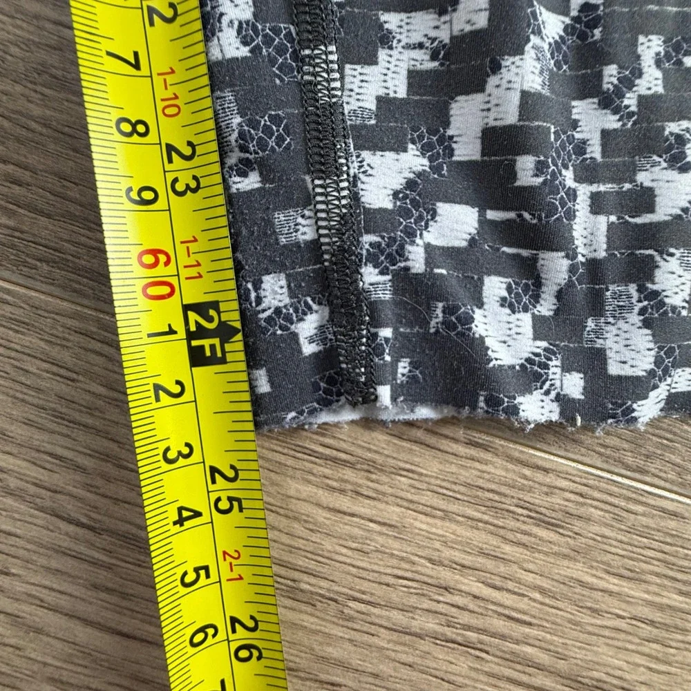 Lululemon Fast and Free Tight II 25